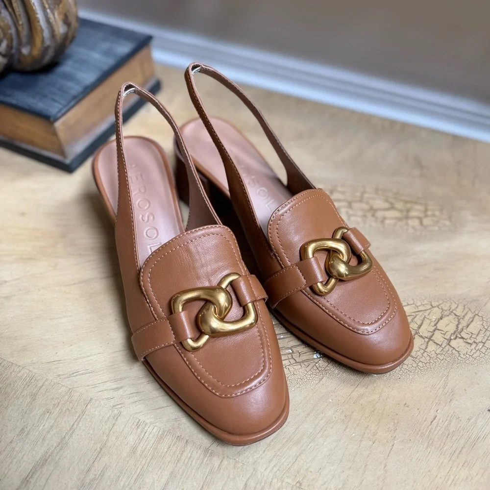 AEROSOLES Women's Brown Loafers with Gold Chain Detail - Picture 1 of 13
